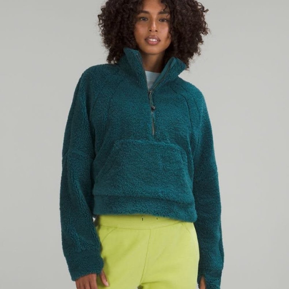 LuLuLemon Scuba Oversized Fleece Funnel Neck in Green Jasper, size M/L